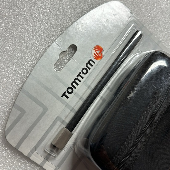 TomTom Carry Case and Wrist Strap for the ONE XL GPS Device - Brand New!! - Picture 2 of 5